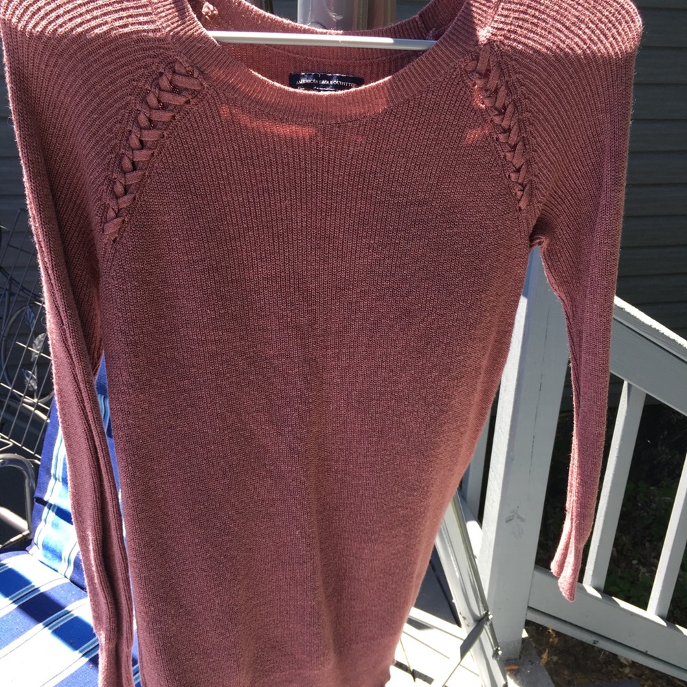 American Eagle sweater